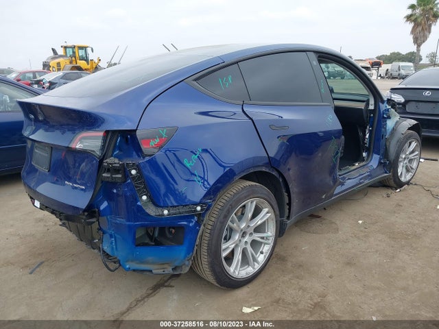Tesla Model Y Long Range 2021 5YJYGDEEXMF173204 Image 12