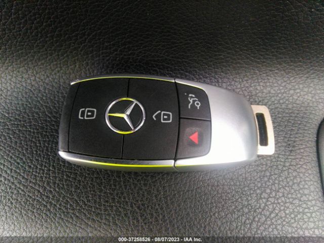 WDD3G4FB3LW042470 Mercedes-Benz A-class A 220