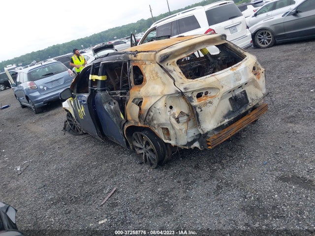 Toyota Corolla Cross Xle 2023 7MUDAABG6PV045780 Image 3