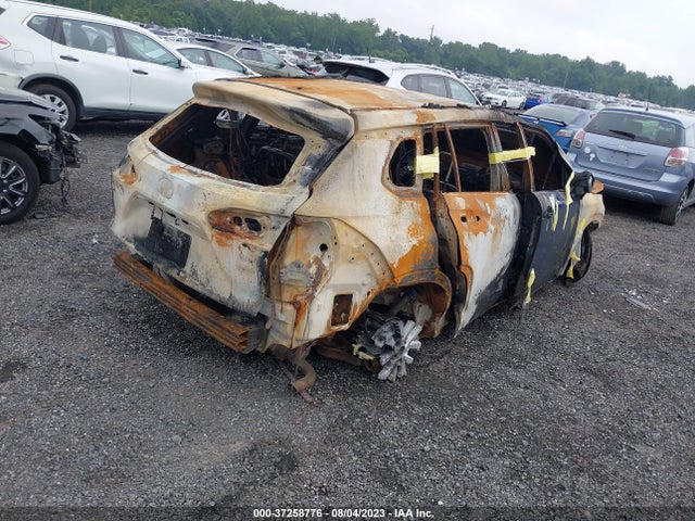 Toyota Corolla Cross Xle 2023 7MUDAABG6PV045780 Image 4