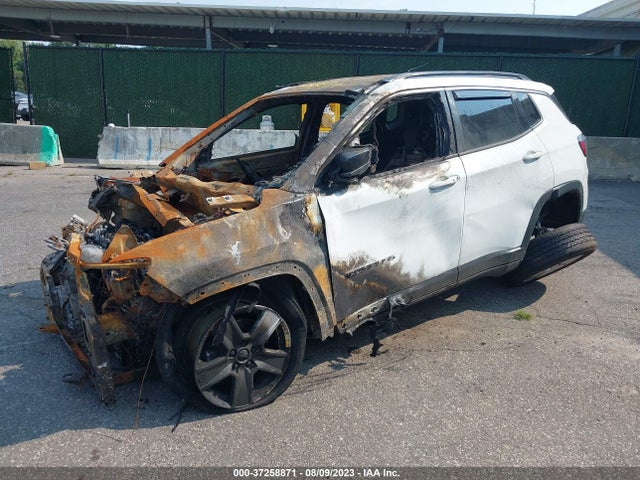 3C4NJDBBXNT223892 Jeep Compass Latitude 4x4