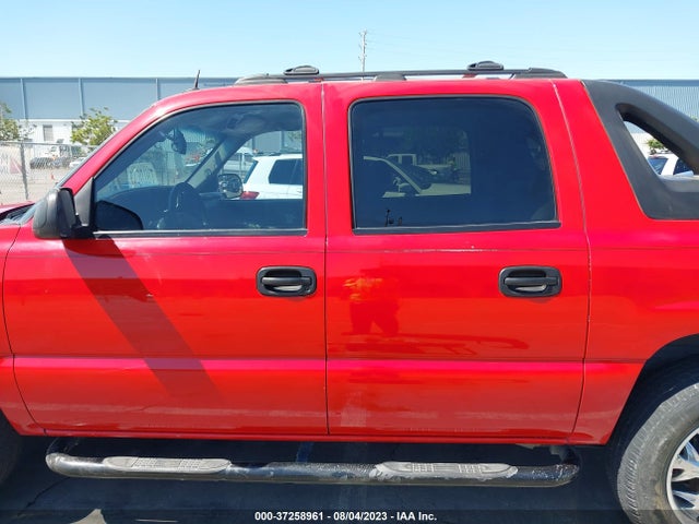 2005 CHEVROLET AVALANCHE LS VIN: 3GNEC12Z05G154491