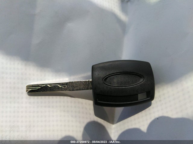 Ford ESCAPE SE 2016 1FMCU9GX7GUC60936 Image 3