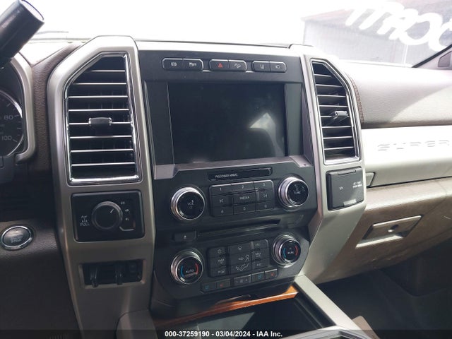 Ford F-250 King Ranch 2017 1FT7W2BT6HEE70354 Image 12