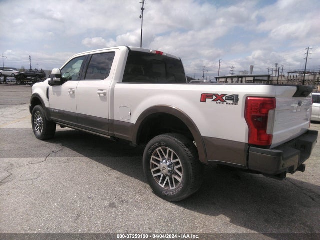 Ford F-250 King Ranch 2017 1FT7W2BT6HEE70354 Image 3