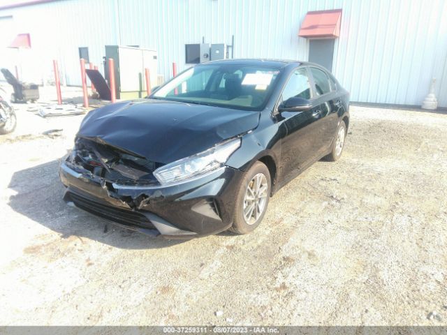 3KPF24AD3PE647281 KIA Forte Lxs