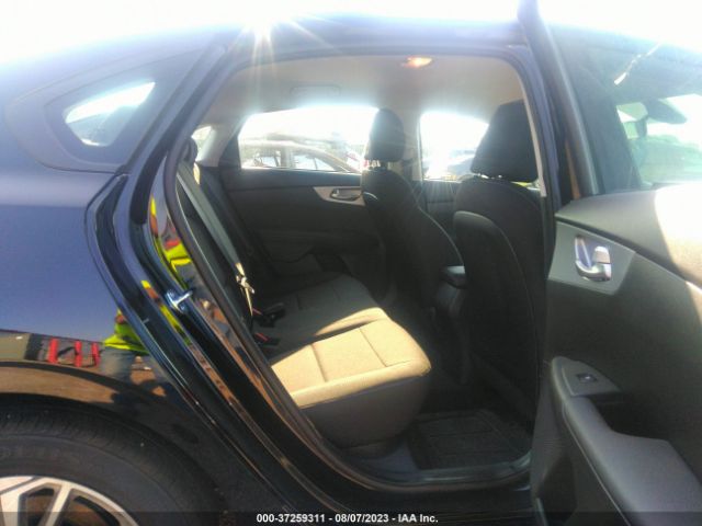 3KPF24AD3PE647281 KIA Forte Lxs