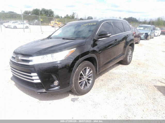 2017 TOYOTA HIGHLANDER XLE VIN: 5TDKZRFH5HS525564