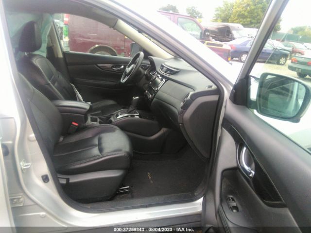 5N1AT2MV5JC780733 Nissan Rogue Sl