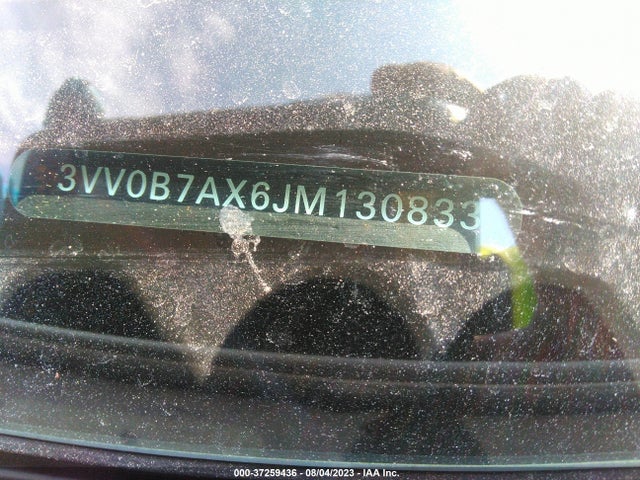 3VV0B7AX6JM130833 Volkswagen TIGUAN S