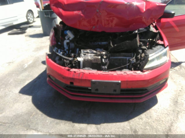 3VWD17AJ1GM269465 Volkswagen Jetta Sedan 1.8t Sport