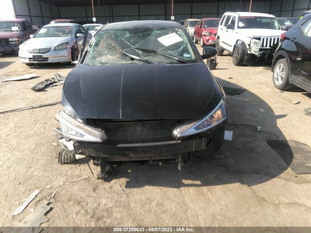 Hyundai ELANTRA SE 2019 KMHD74LF8KU887813 Image 12