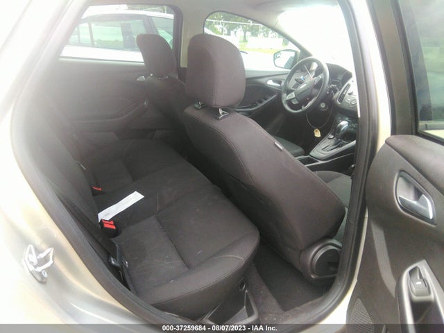 Ford FOCUS SE 2016 1FADP3FE8GL385839 Image 8