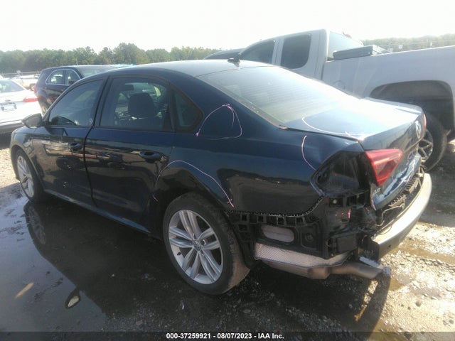1VWLA7A39KC012500 Volkswagen Passat 2.0t Wolfsburg Edition