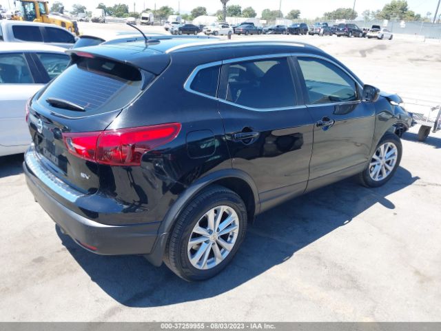JN1BJ1CP1HW000315 Nissan Rogue Sport Sv