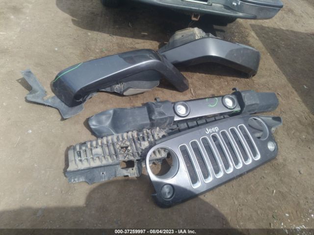1C4BJWEG5GL203425 Jeep Wrangler Unlimited Sahara