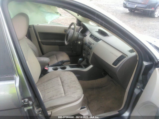 2010 FORD FOCUS SE VIN: 1FAHP3FN0AW268005