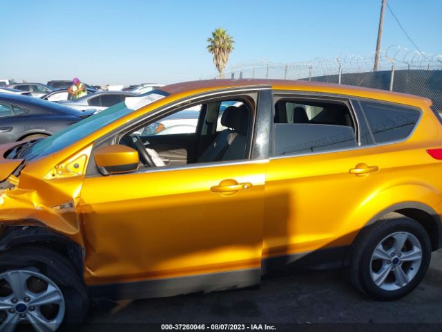 1FMCU0G70GUA37617 Ford ESCAPE SE