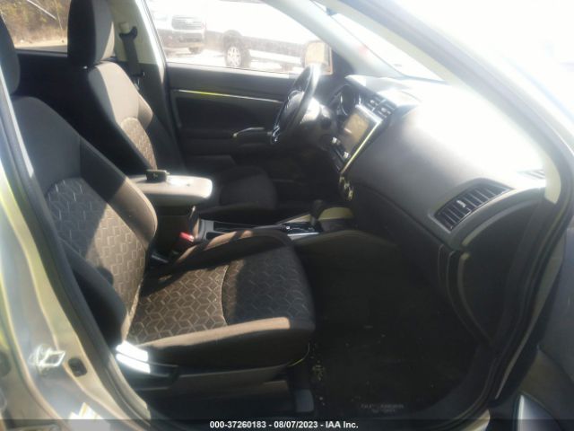 JA4APVAU6MU011771 Mitsubishi Outlander Sport Se