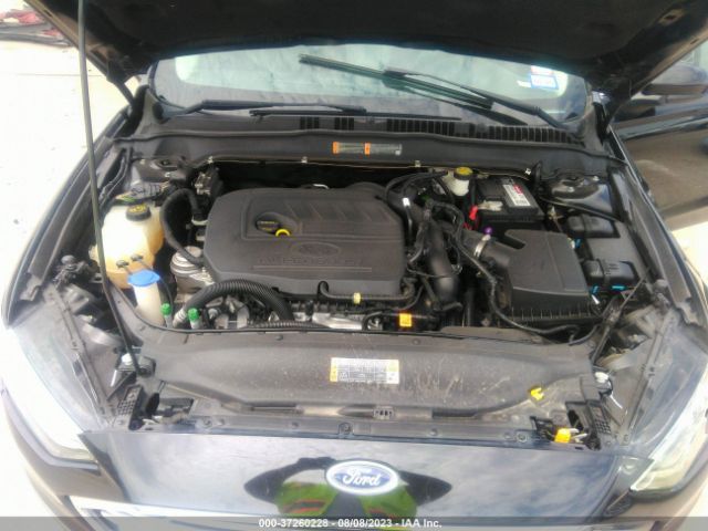 3FA6P0HD2HR242805 Ford FUSION SE