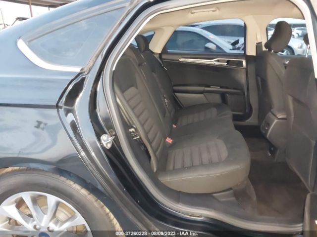 3FA6P0HD2HR242805 Ford FUSION SE