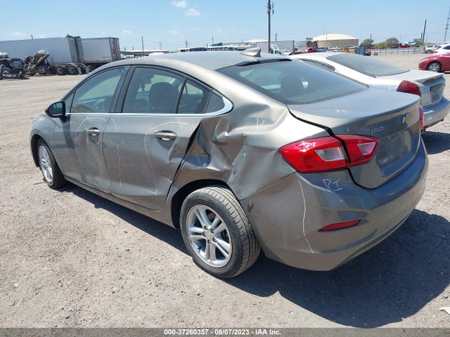 Chevrolet CRUZE LT 2018 1G1BE5SM4J7212666 Image 3