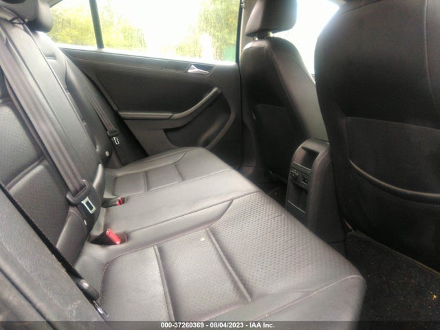 2014 VOLKSWAGEN JETTA SEDAN SE VIN: 3VWD17AJ6EM277638