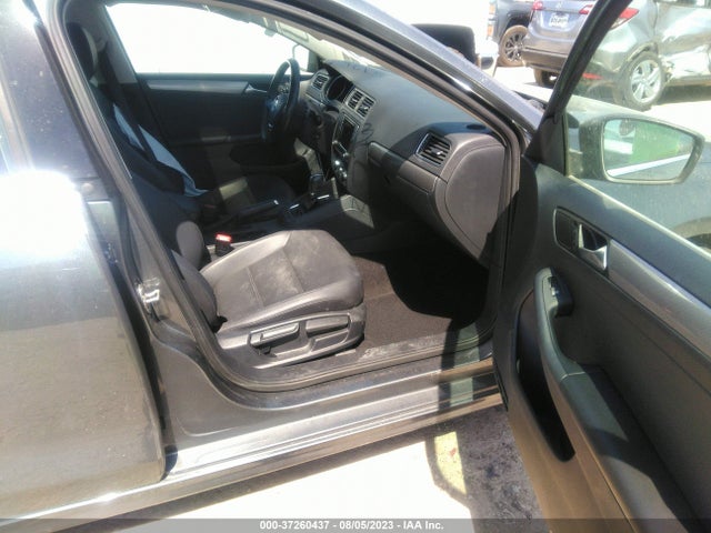 3VWDB7AJ5HM205167 Volkswagen Jetta 1.4t Se