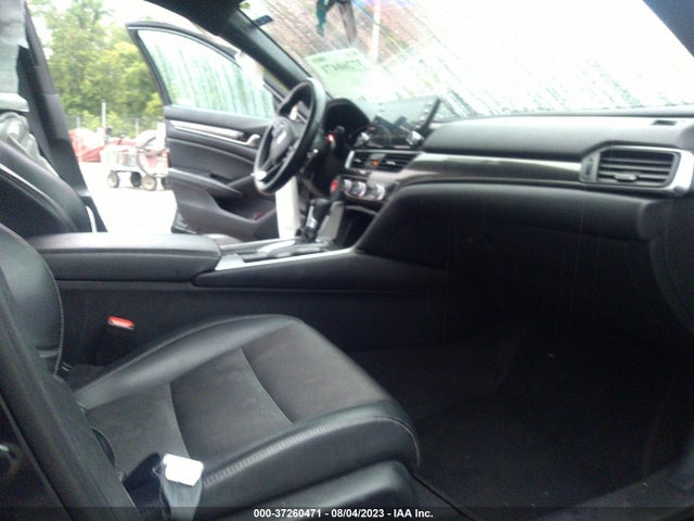 2018 Honda Accord, VIN: 1HGCV1F36JA256243