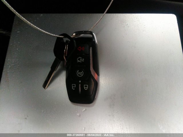 1FA6P8AM1H5239583 Ford Mustang V6