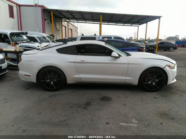 1FA6P8AM1H5239583 Ford Mustang V6