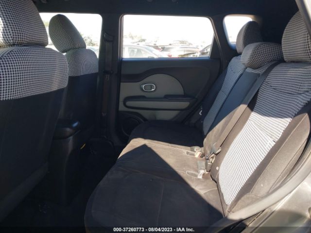 KNDJN2A23F7221142 KIA Soul Base