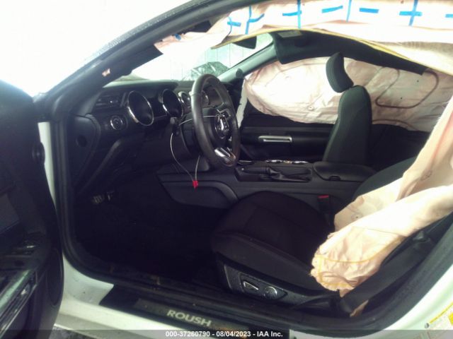 1FA6P8AM1F5323433 Ford Mustang V6