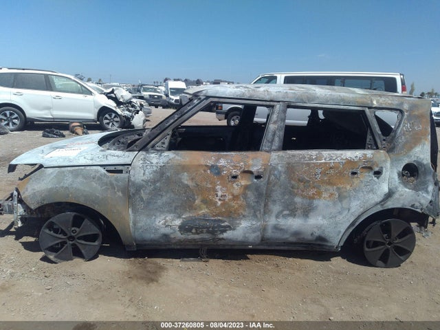 KIA Soul Base 2014 KNDJN2A29E7744177 Image 13