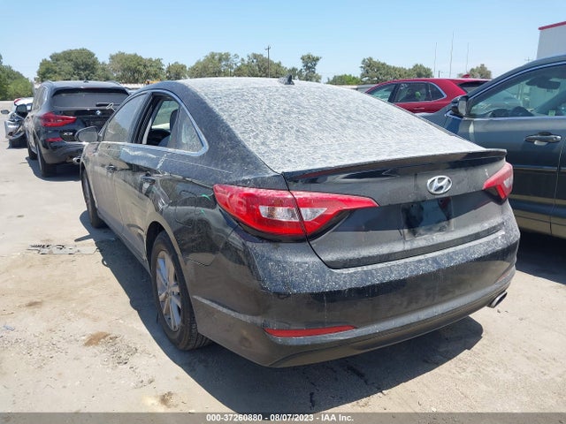 Hyundai SONATA SE 2017 5NPE24AF9HH483125 Image 3