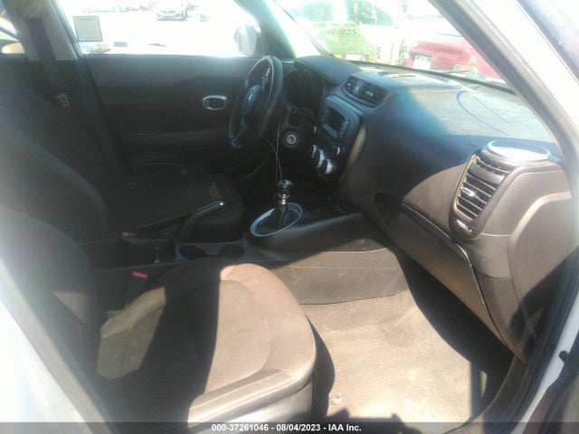 KIA Soul Base 2016 KNDJN2A26G7243671 Image 5