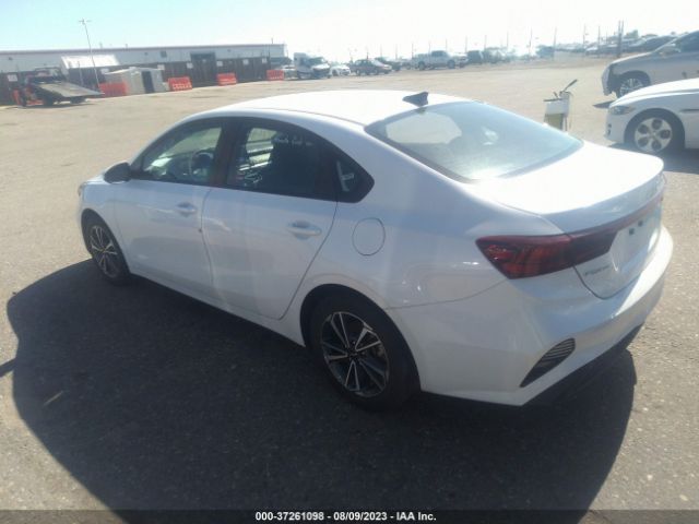 3KPF24AD8NE433254 KIA Forte Lxs