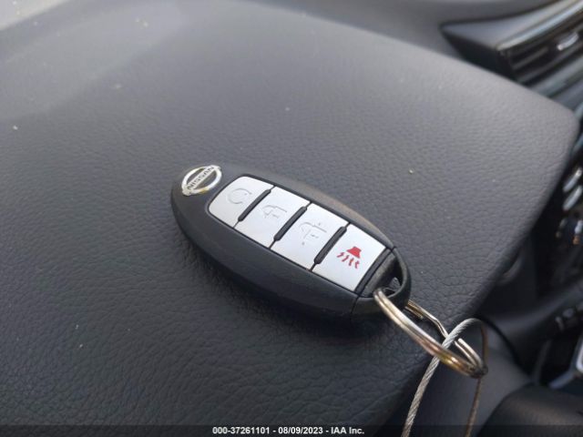 JN8AT2MT3HW131397 Nissan ROGUE SV