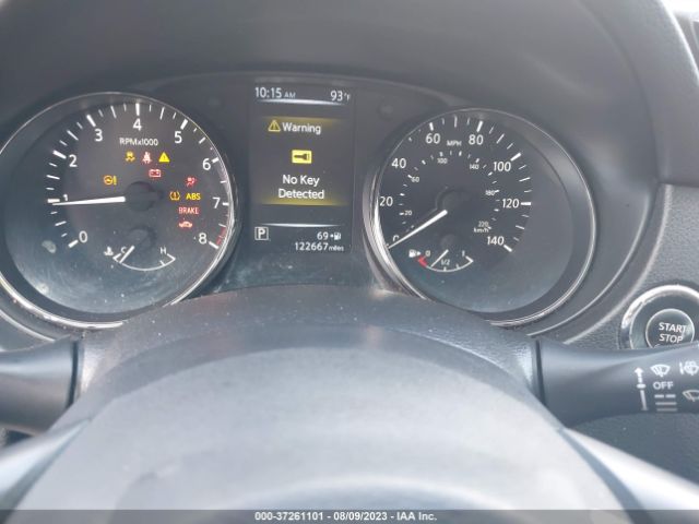 JN8AT2MT3HW131397 Nissan ROGUE SV