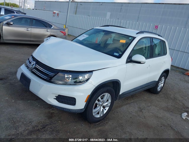 WVGAV7AX2GW555156 Volkswagen TIGUAN S