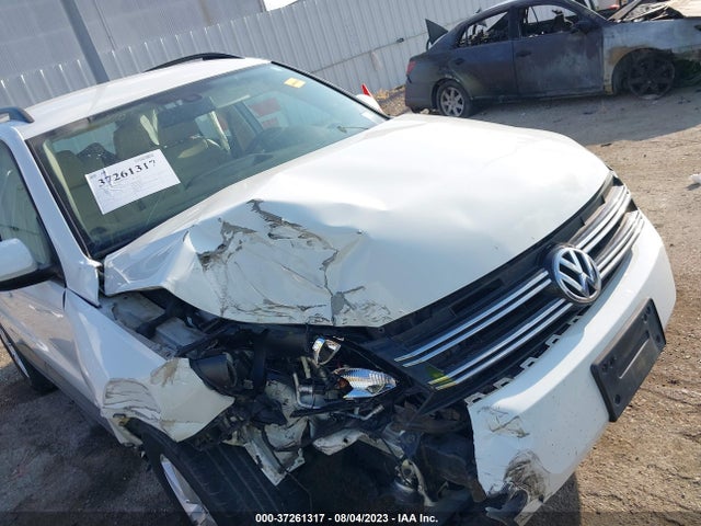 WVGAV7AX2GW555156 Volkswagen TIGUAN S