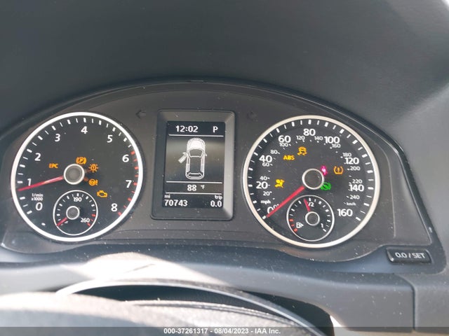 WVGAV7AX2GW555156 Volkswagen TIGUAN S