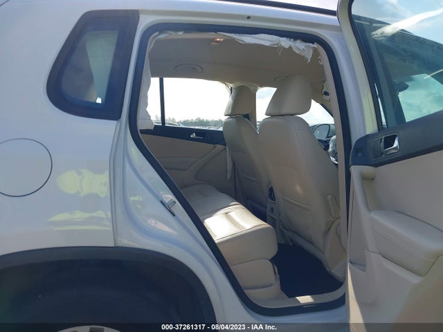 WVGAV7AX2GW555156 Volkswagen TIGUAN S