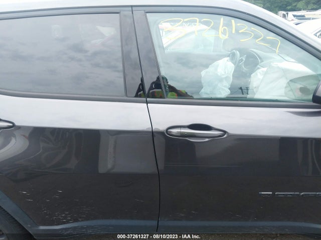 Jeep Compass 80th Anniversary 2021 3C4NJDEBXMT542946 Image 13