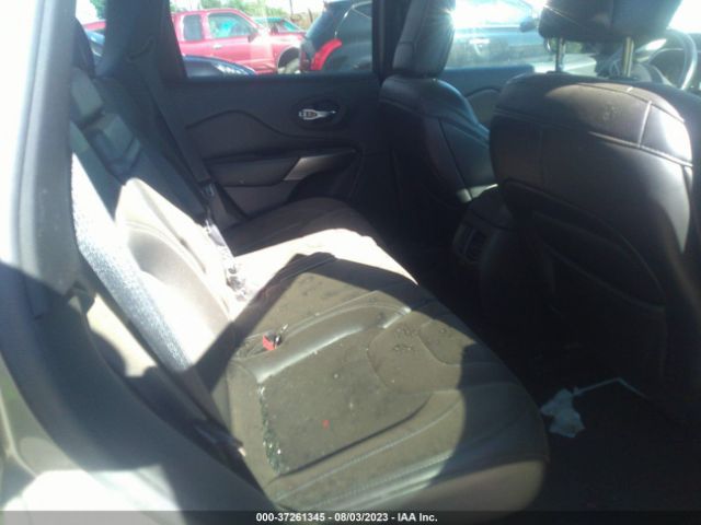 1C4PJMLBXKD233749 Jeep Cherokee Latitude Plus
