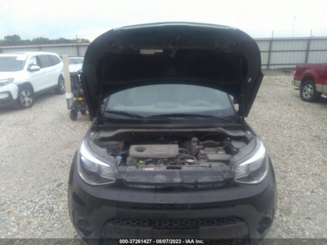 KNDJN2A29J7600929 KIA Soul Base