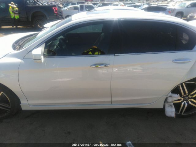 1HGCR3F94HA043497 Honda Accord Sedan Touring
