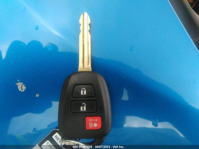 Toyota Prius C One/three/two/four 2014 JTDKDTB37E1572156 Image 3