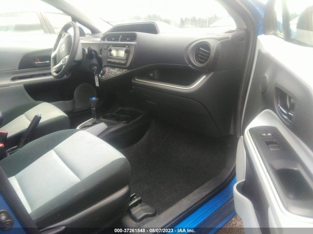 Toyota Prius C One/three/two/four 2014 JTDKDTB37E1572156 Image 11
