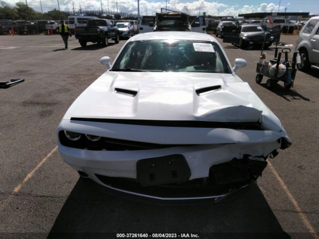 2C3CDZAG8KH687460 Dodge Challenger Sxt